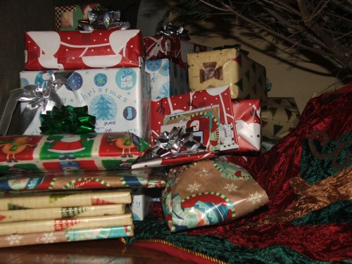 Presents under the Christmas tree Who put those there already??