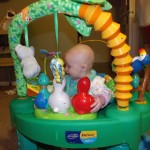 Arianna in exersaucer