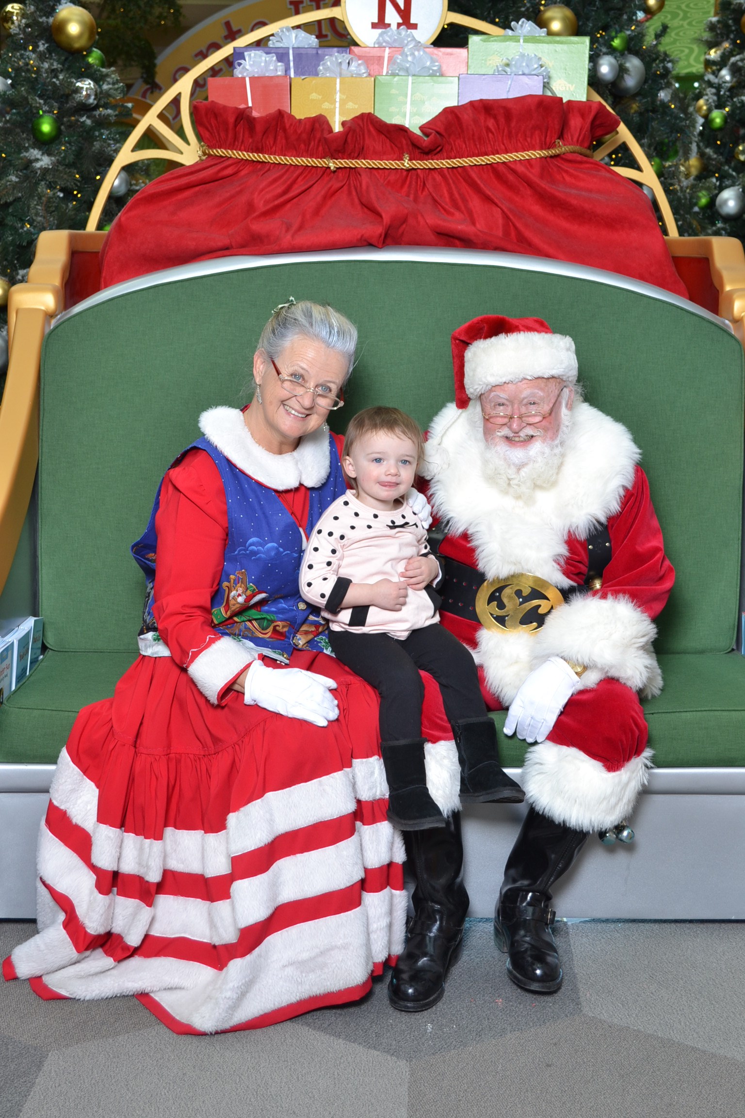 Arianna with Santa 2014