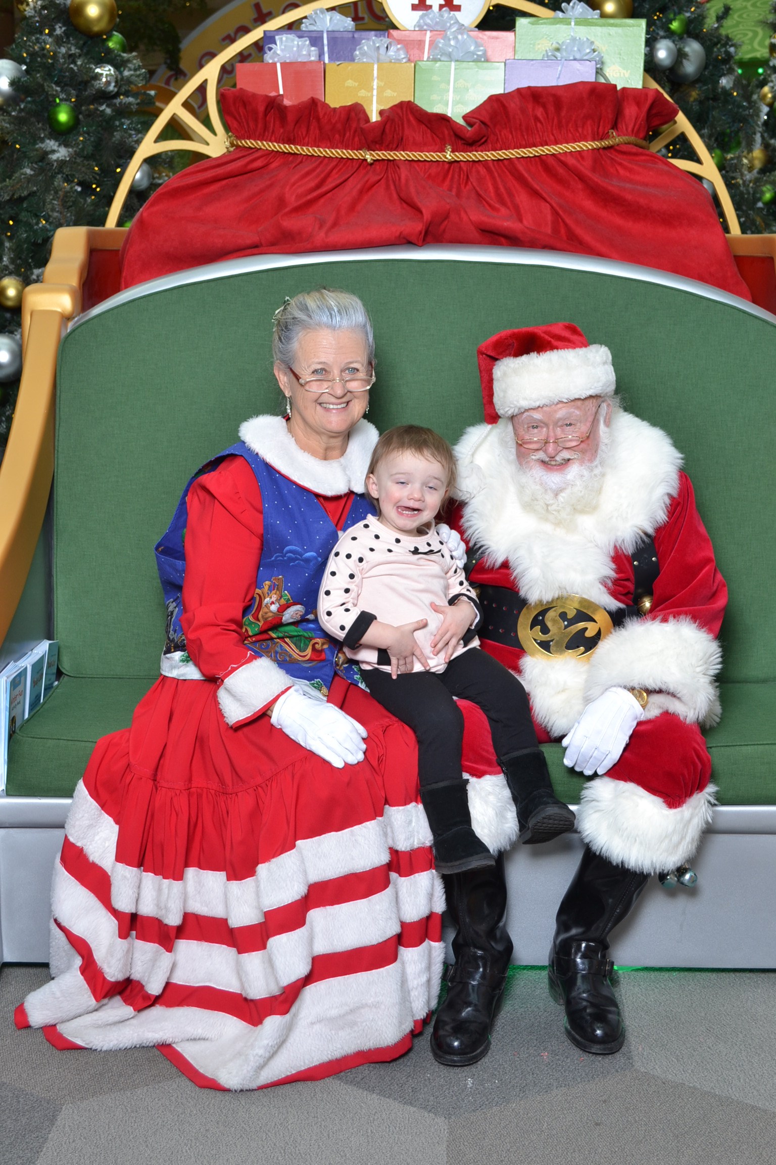 Arianna with Santa 2014